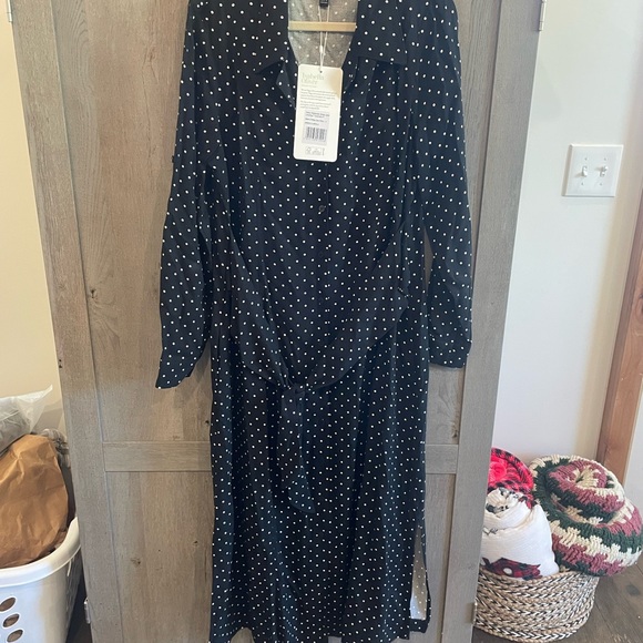 NWT Maternity Black Polka Dot Dress - Picture 1 of 4